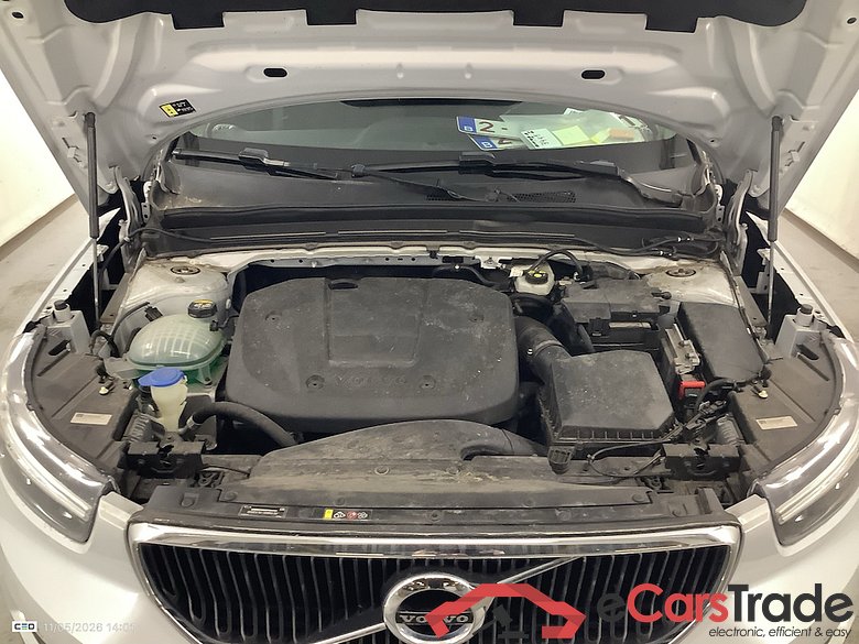 VOLVO XC40 1.5 T3 MOMENTUM CORE #6