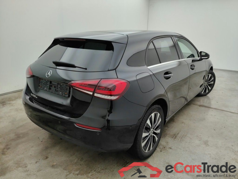 MERCEDES CLASSE A (W177) - A 250 e 160 Business Solution (EU6d-TEMP) 5d Auto #2