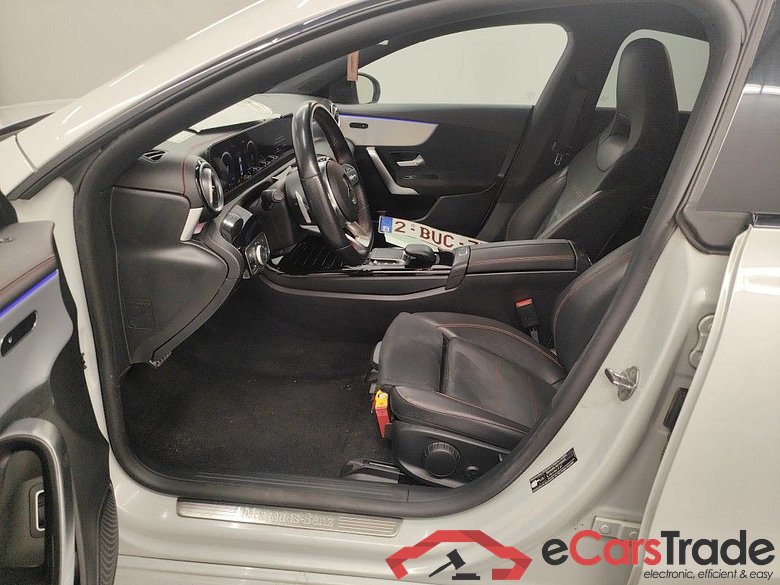 Mercedes-Benz CLA CLA 250 e Business Solution 4d #3