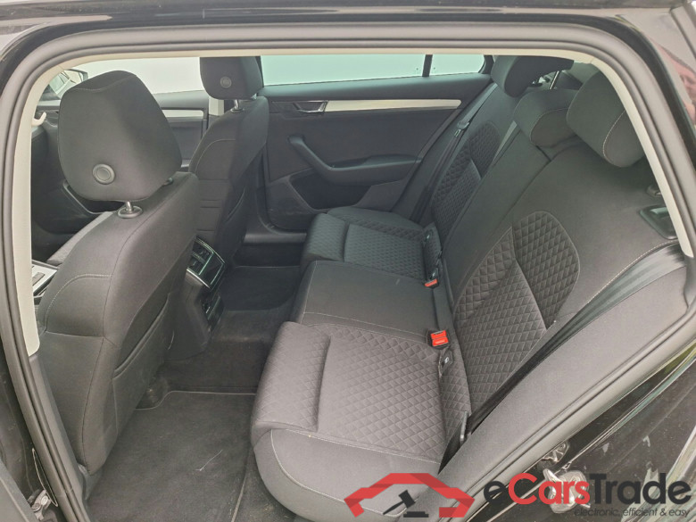 Skoda, Superb C FL'19 PHEV, Skoda Superb Combi 1.4 TSI iV 160kW DSG6 Clever 5d #4
