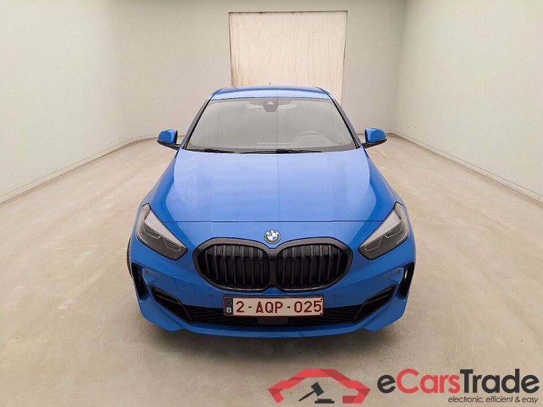 BMW, 1-serie '19, BMW 1 Reeks Hatch 118iA (100 kW) 5d