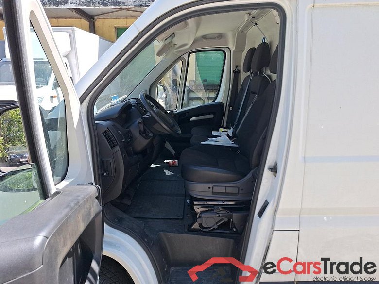PEUGEOT BOXER 2.2 BLUEHDI S-S 120 PREMIUM 335 L2H2 #4