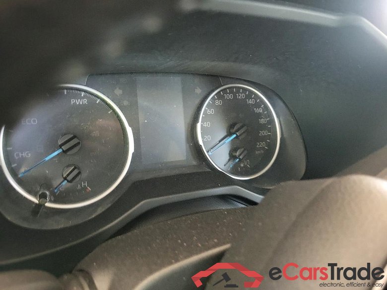 TOYOTA Rav4 / 2018 / 5P / todoterreno 2.5l 220H Business 4WD ** SIN BATERIA** #5