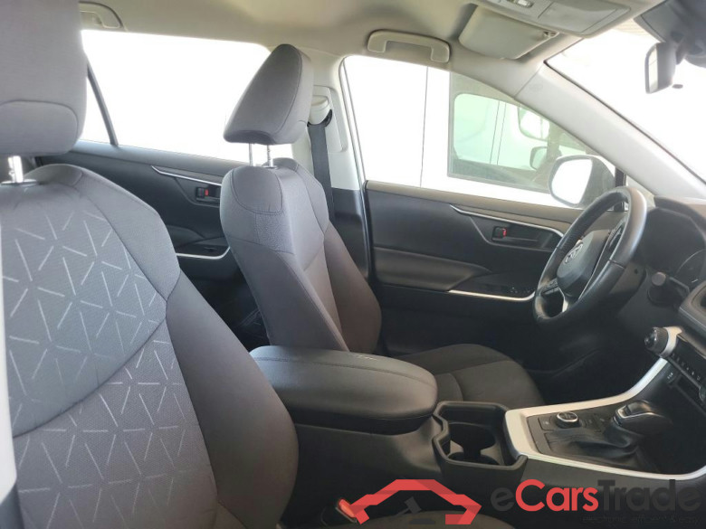 TOYOTA Rav4 / 2018 / 5P / todoterreno 2.5l 220H Business 4WD ** SIN BATERIA** #6