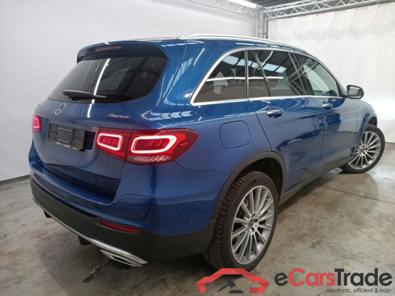 Mercedes-Benz GLC GLC 300 de 4MATIC 5d #2