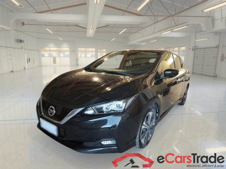 NISSAN LEAF / 2017 / 5P / BERLINA BUSINESS 40KWH