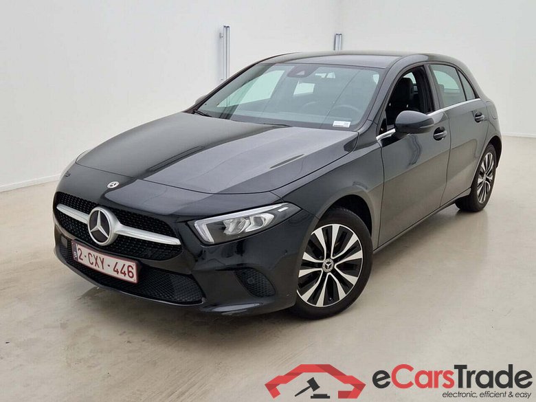 MERCEDES-BENZ A-KLASSE 1.3 250 E 7G-DCT LUXURY LINE
