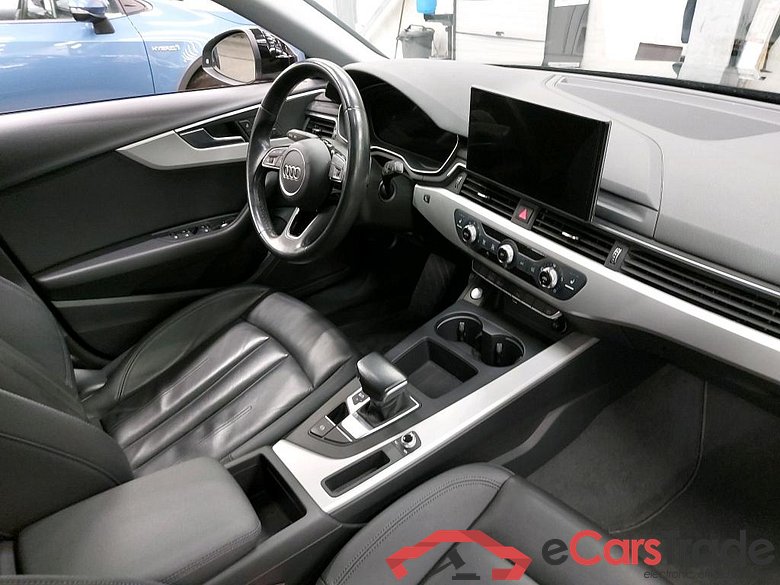 AUDI - AUD A4 AVANT 2.0 30 TDi S tr S line Business Ed 136PK AUT Pack Platinum with Towing Hook #3