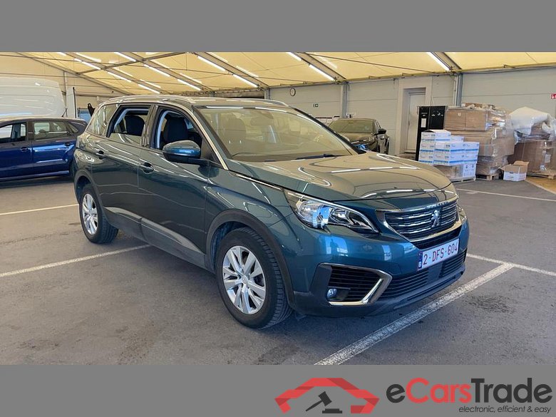 Peugeot 5008 1.2 PureTech 7PL I-Cockpit Navi Klima PDC ... #2