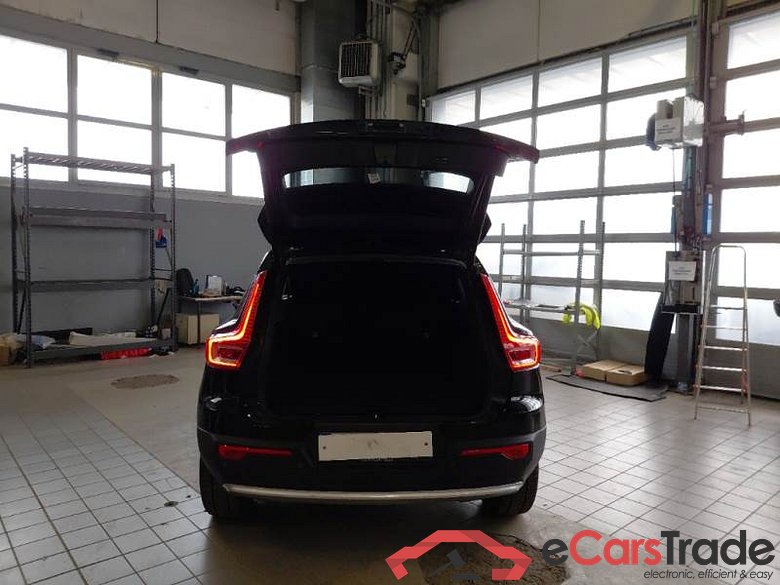 VOLVO XC40 / 2021 / 5P / SUV T4 RECHARGE PLUG-IN AUTO CORE #5