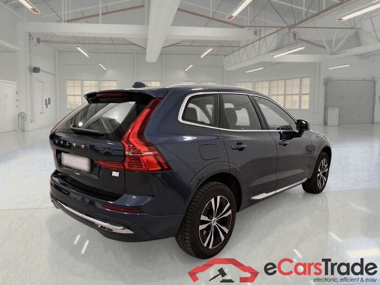 VOLVO XC60 / 2021 / 5P / SUV T6 PLUG-IN AWD AUTO RECHARGE INS. EXP #2