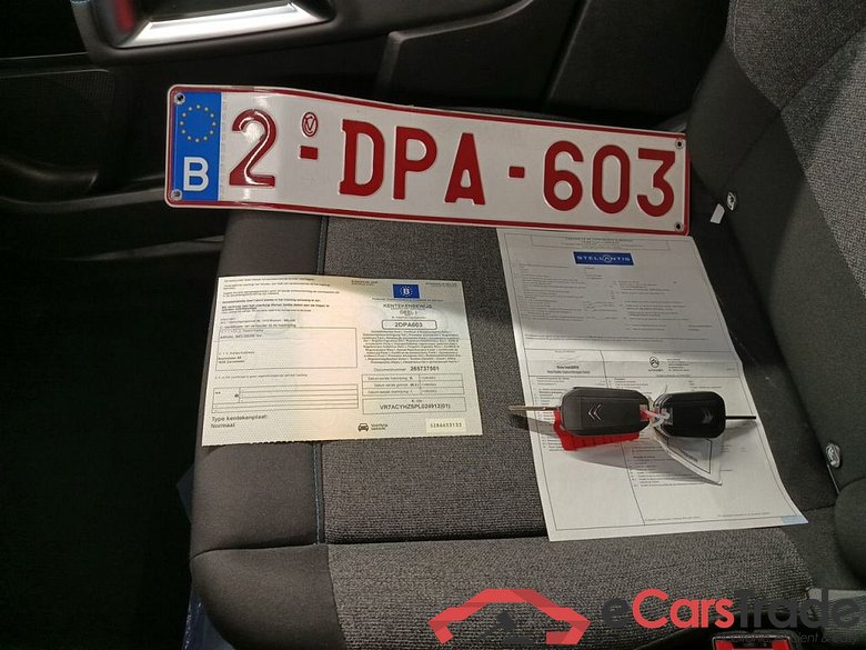 Citroën C5 Aircross 1.5 BlueHDi 130 S&S EAT8 Live 5d #4