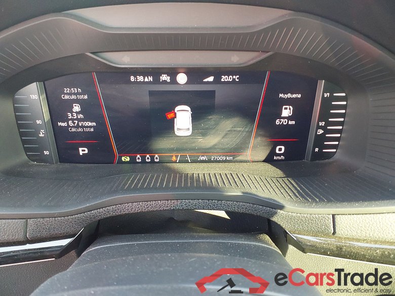SKODA Karoq 1.5 TSI 110kW 150cv DSG AutomÃ¡tico Sportline #4