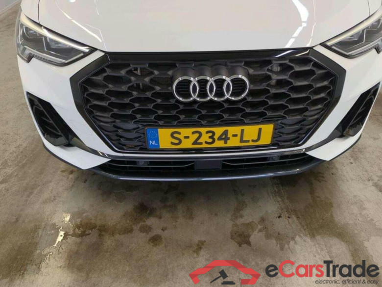 AUDI Q3 Sportback 45 TFSI e Adv Edit. #4