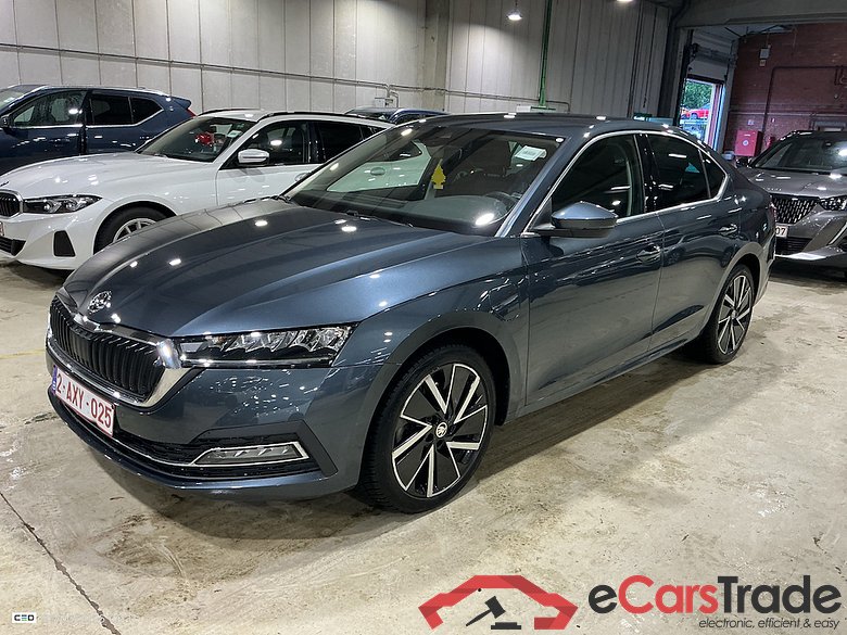SKODA OCTAVIA COMBI 1.4 TSI PHEV 150KW DSG AMBITION
