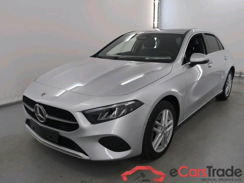 MERCEDES-BENZ A-CLASS 1.3 A 250 E PHEV LUXURY LINE DCT #1
