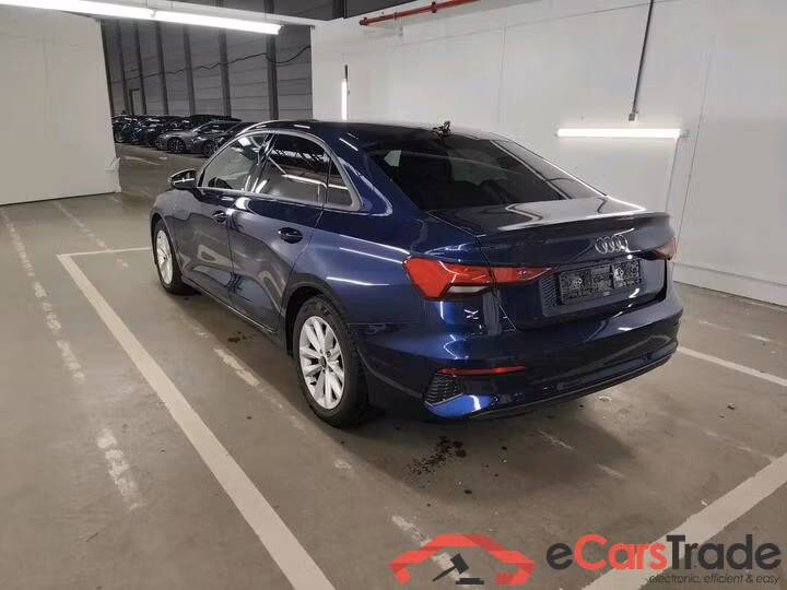 Audi A3 BERLINE A3 Berline 1.0 TFSi 30 Stronic Attraction B.E. (Mild Hybrid) 81kW/110pk  4D/P Auto-7 #3