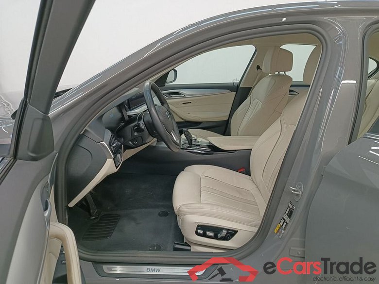 BMW 5 - 2020 530eXA 184hp PHEV 4d #3