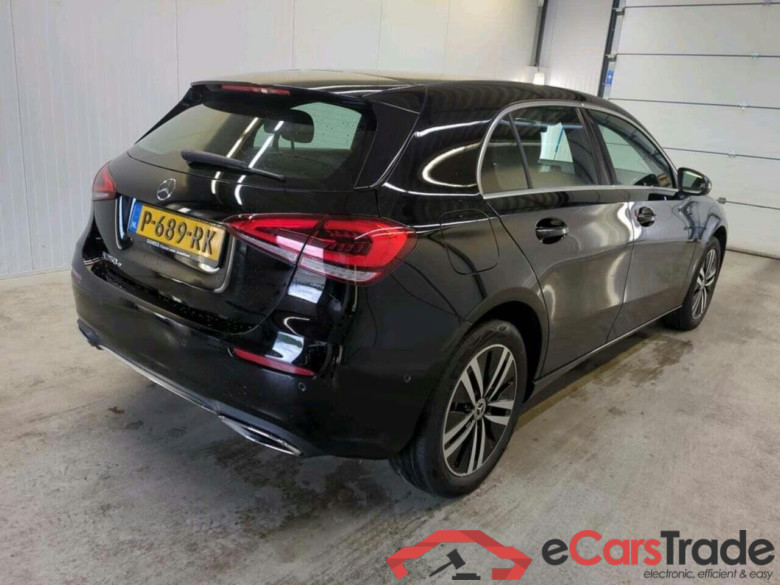 MERCEDES-BENZ A-klasse 250 e Bns Sol Luxury #2
