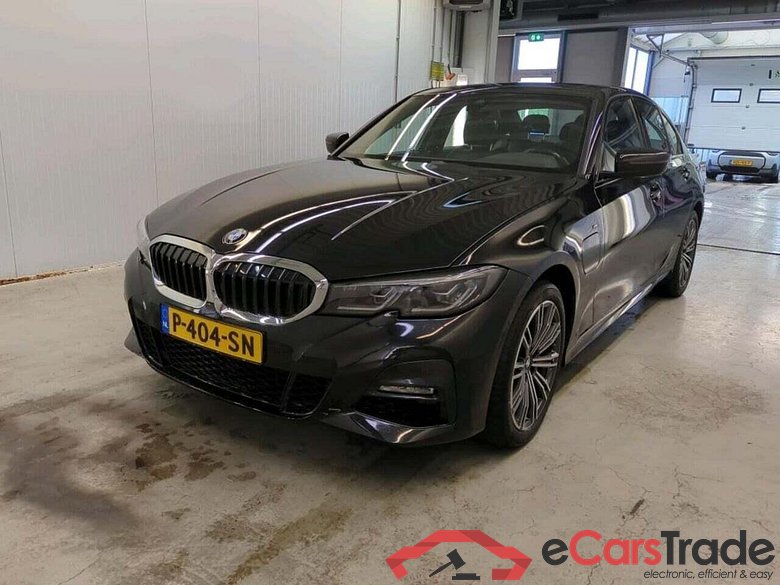 BMW 3-serie 320e Bns Ed. Pl.