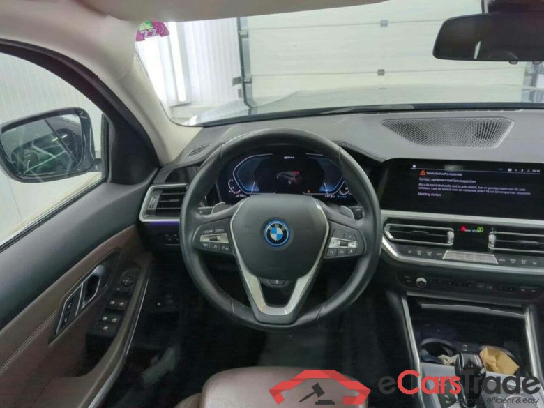 BMW 3-serie Touring 320e Bns Ed.P #3