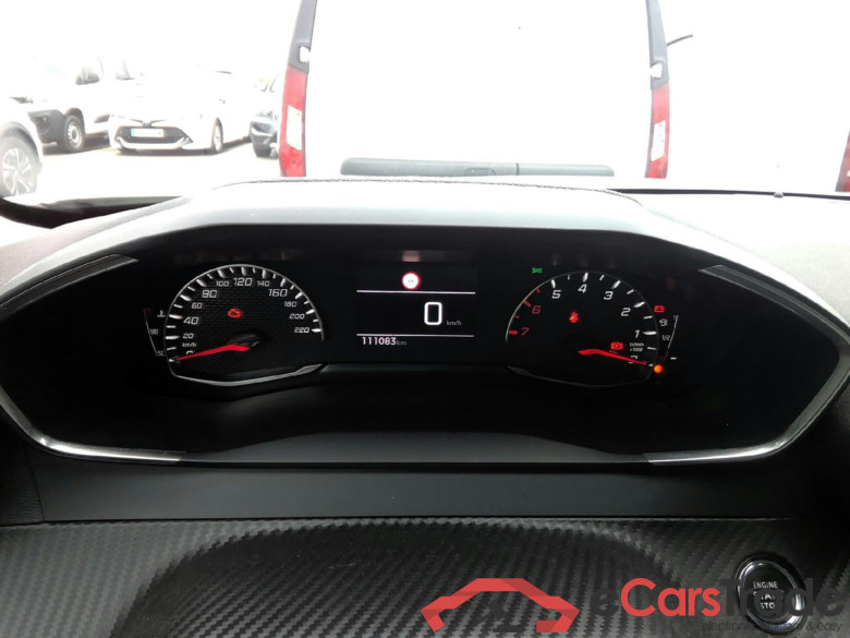 PEUGEOT 2008 / 2019 / 5P / todoterreno Allure BlueHDI 81kW (110CV) #4