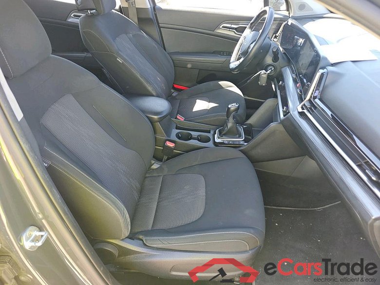 KIA Sportage / 2022 / 5P / todoterreno 1.6 T-GDi MHEV 110kW (150CV) Drive 4x2 #6