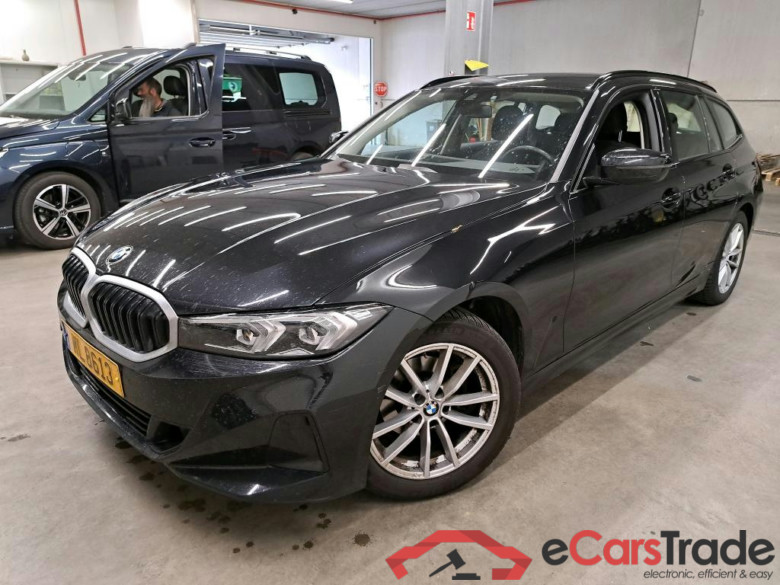 BMW - BMW 3 TOURING 318dA 150PK With Climatic & Navigation #1