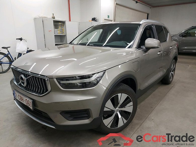 VOLVO - VOL XC40 T5 Recharge 261PK Geartronic Inscription Expression With Winter Pack & Park Assist & Semi Auto Foldable Trailer Hook * HYBRID *