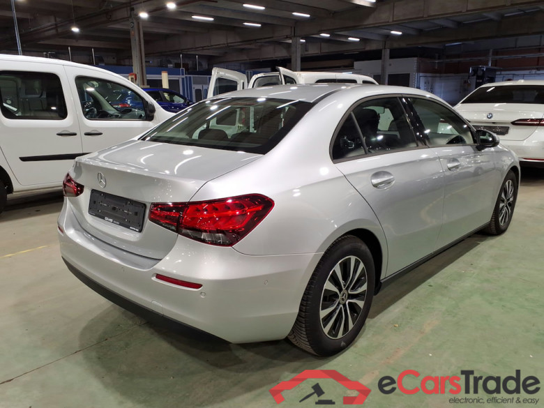 MERCEDES-BENZ CLASS A SEDAN DIESEL (V177) A 180 d Business Solution #4