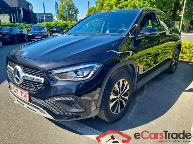MERCEDES-BENZ GLA 1.3 GLA 250 E DCT BUSINESS SOLUTION