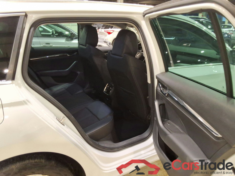SKODA OCTAVIA COMBI 2.0 CRTDI 85KW CLEVER+ #5