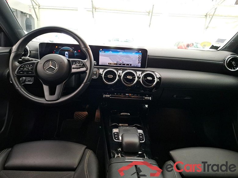 MERCEDESBENZ Classe A 5p Berline A 180 d Business Line 7GDCT #5