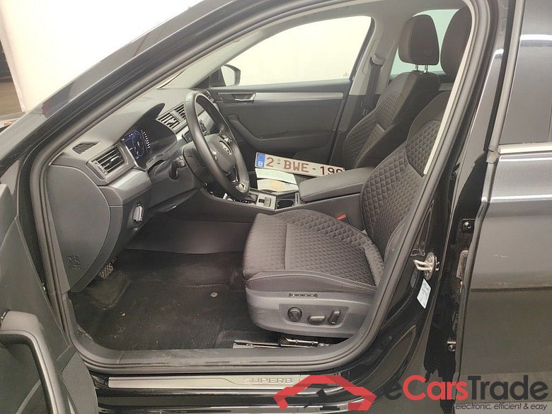 Skoda Superb Combi 1.4 TSI iV 160kW DSG6 Clever 5d #3