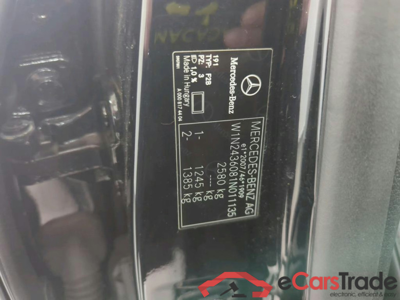 MERCEDES-BENZ EQB 168 kW #3
