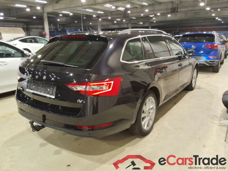 SKODA SUPERB COMBI 1.4 TSI PHEV 160KW DSG6 CLEVER #4