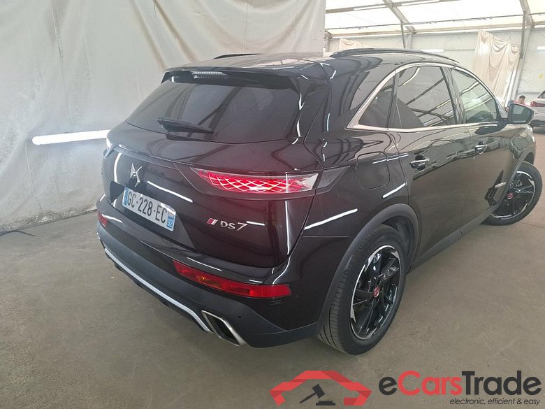 DS DS 7 Crossback / 2017 / 5P / SUV E-TENSE 225 PERFORMANCE Line #3