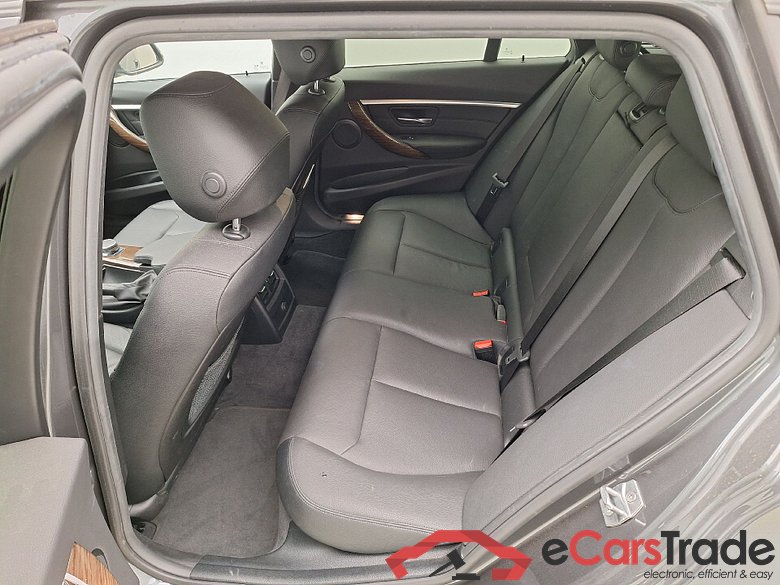 BMW, 3-serie Touring '15, BMW 3 Reeks Touring 320d (120 kW) Aut. 5d #4