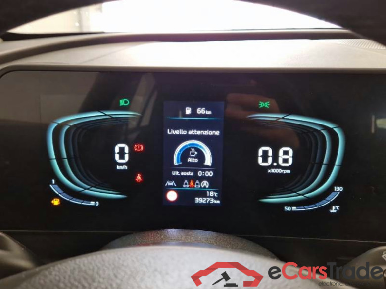 KIA SPORTAGE / 2021 / 5P / SUV 1.6 CRDI MHEV BUSINESS 2WD #4