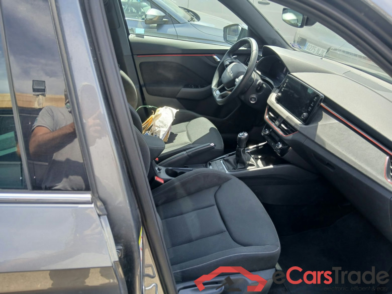 SKODA Kamiq 1.5 TSI 110kW (150CV) Manual 6 vel Design( Winterpack) #3