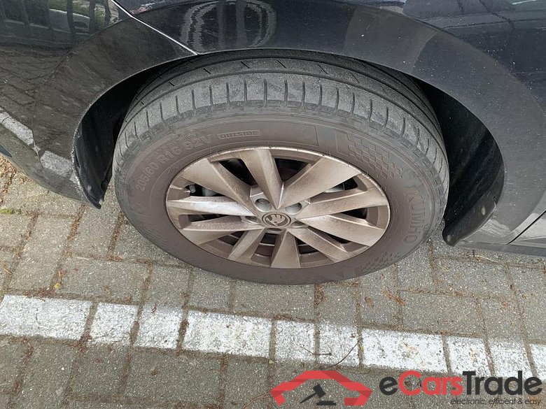 SKODA Kamiq 1.0 TSI Limited Family Plus Edition #5