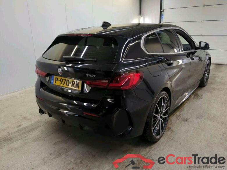 BMW 1-serie 118i Executive #2