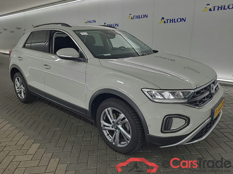 VOLKSWAGEN T-Roc 1.0 TSI 81KW Life 75 Edition 5D #2