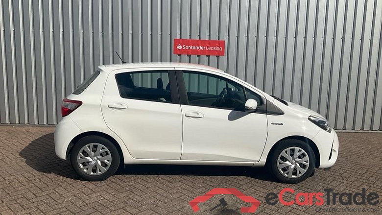 TOYOTA YARIS 1.5vvti hybrid active 74kW cvt aut #6
