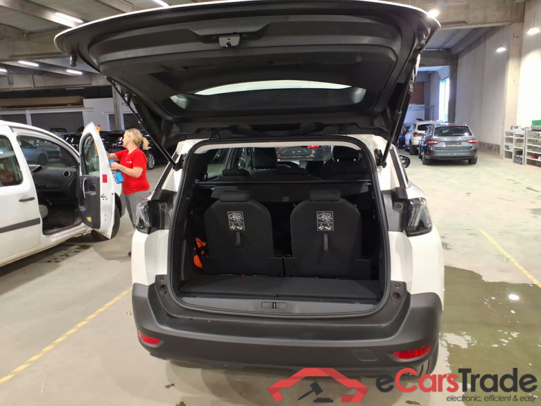 PEUGEOT 5008 1.5 BLUEHDI 130 AUTO ACTIVE PACK #3