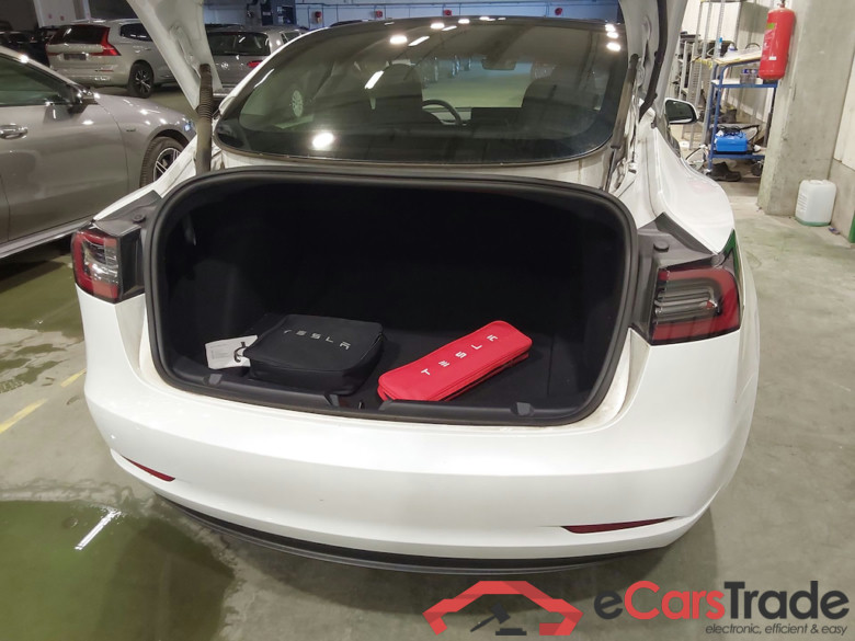 TESLA MODEL 3 BEV STANDARD RWD PLUS AUTO #3