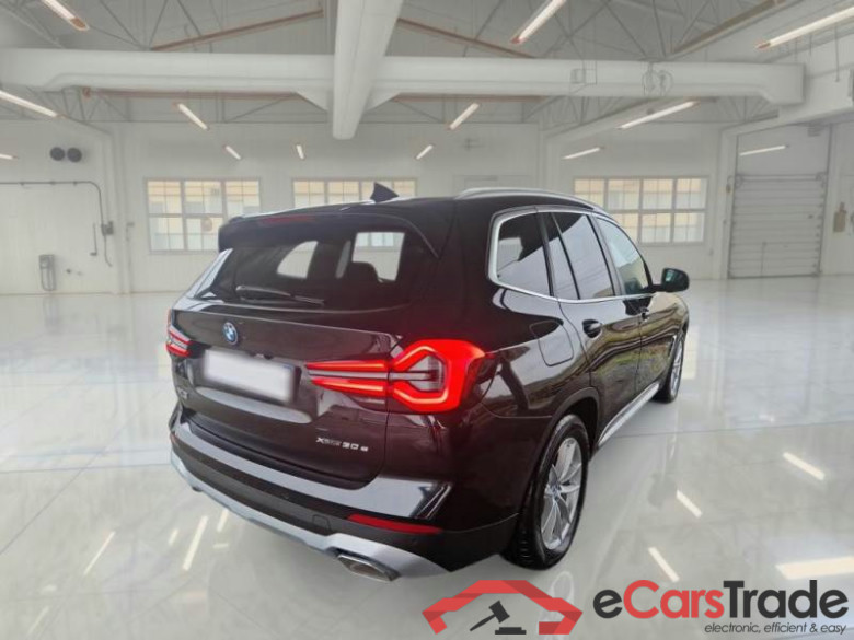 BMW X3 / 2021 / 5P / SUV XDRIVE 30E #2