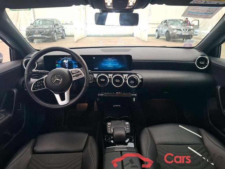 MERCEDESBENZ Classe A Compact  2018  5P  Berline A 250 e Business Line 8GDCT #5