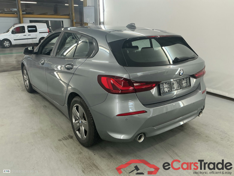 BMW 1 SERIES HATCH 2.0 118DA (110KW) #3