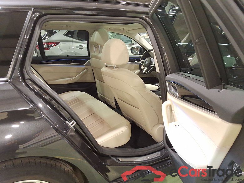 BMW 5 SERIES TOURING 2.0 520E TOURING AUTO #4